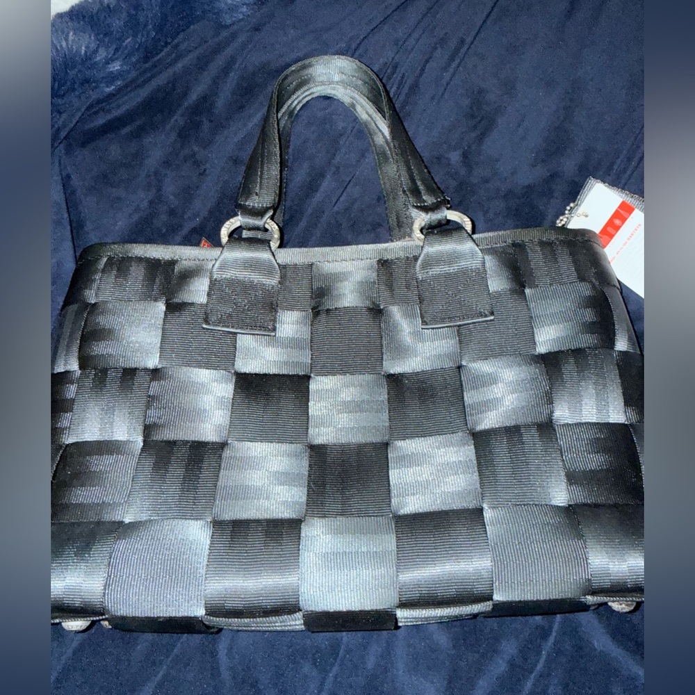 **Rare** Harveys Black Woven Tote with Red Brand Tag - Picture 6 of 13
